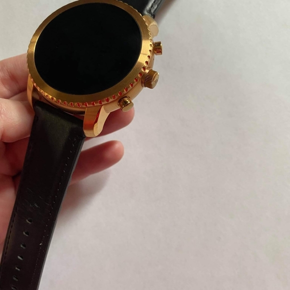 Rose Gold♥️ Fossil Smart Watch 3rd Gen - Picture 5 of 12